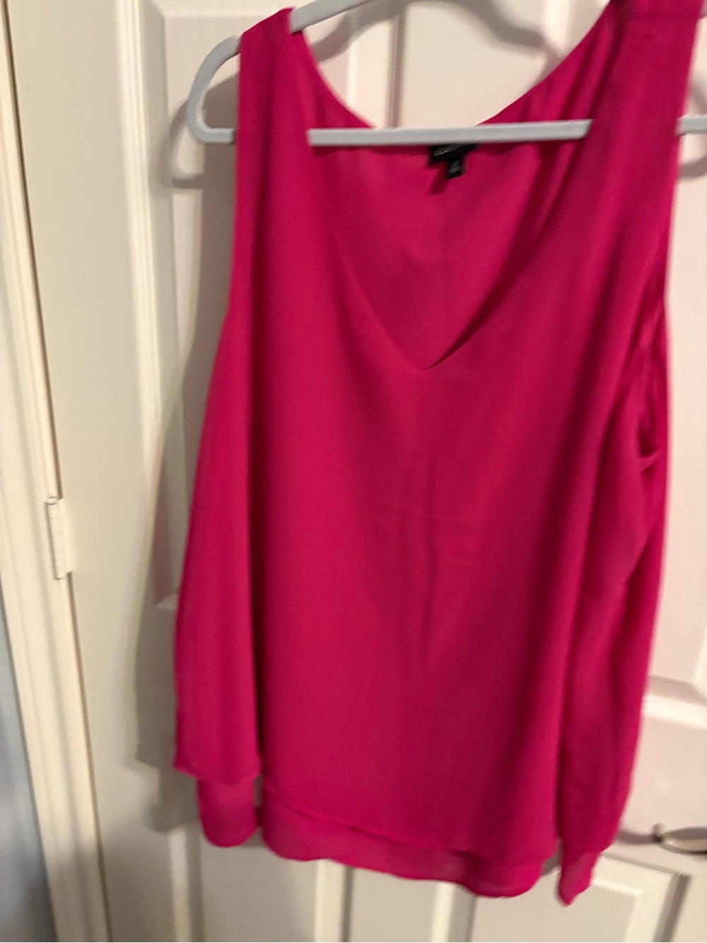 496-torrid Hot Pink V-Neck Sleeveless Blouse